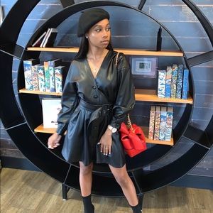 Meet your Posher, Dess